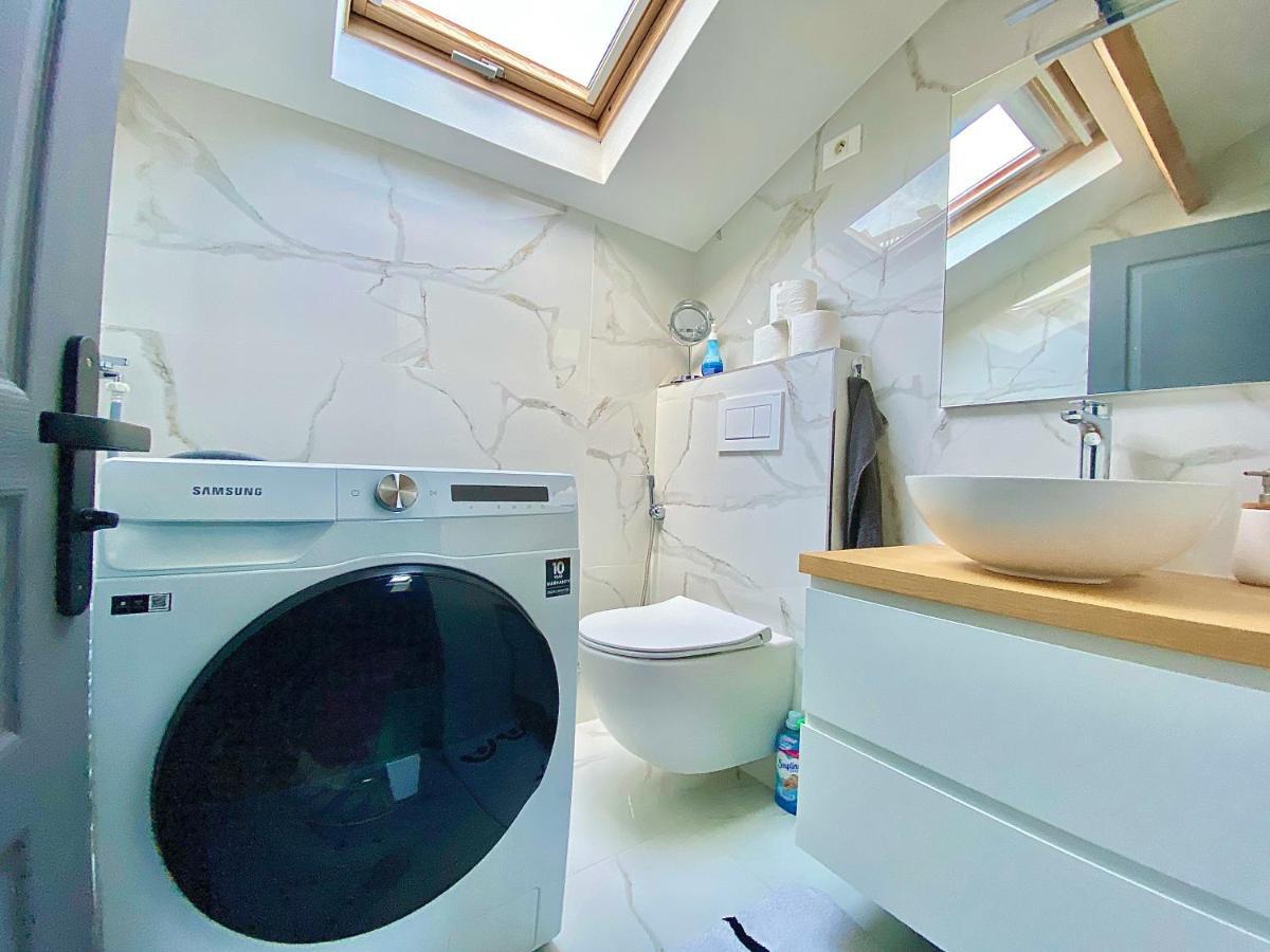 Bioves En Duplex-Climatisation-Centre Ville-Plage Menton Luaran gambar